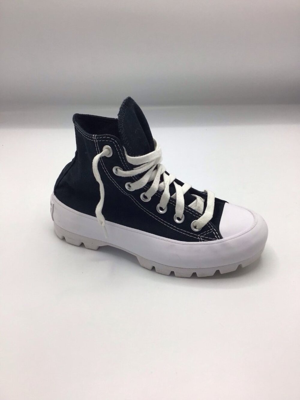 CONVERSE ALL STAR LUGGED PLATFORM SNEAKER BLACK / WHITE WOMENS SIZE 5